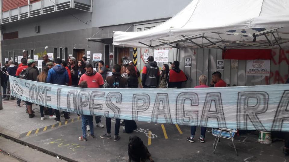 Trabajadores de Gaelle permanecerán en las instalaciones de la empresa