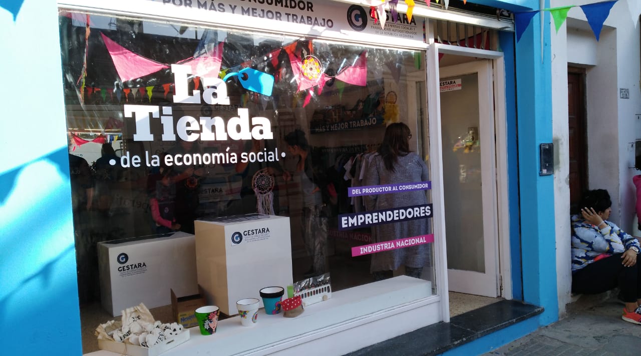 La economía social tiene su tienda en San Pedro
