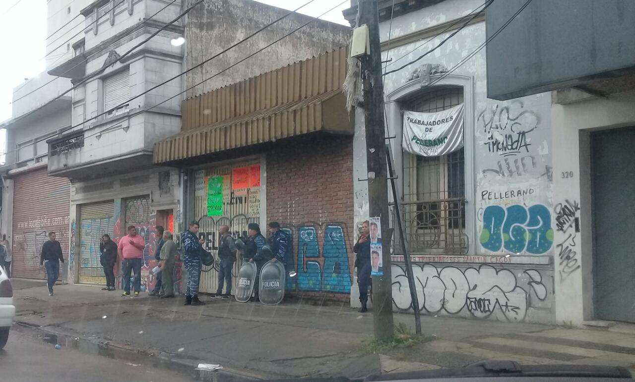 Trabajadores de imprenta Pellerano llevan 3 años intentando recuperarla