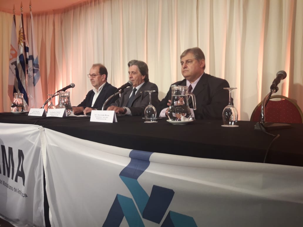 El mutualismo argentino participó activamente en un congreso internacional en Uruguay