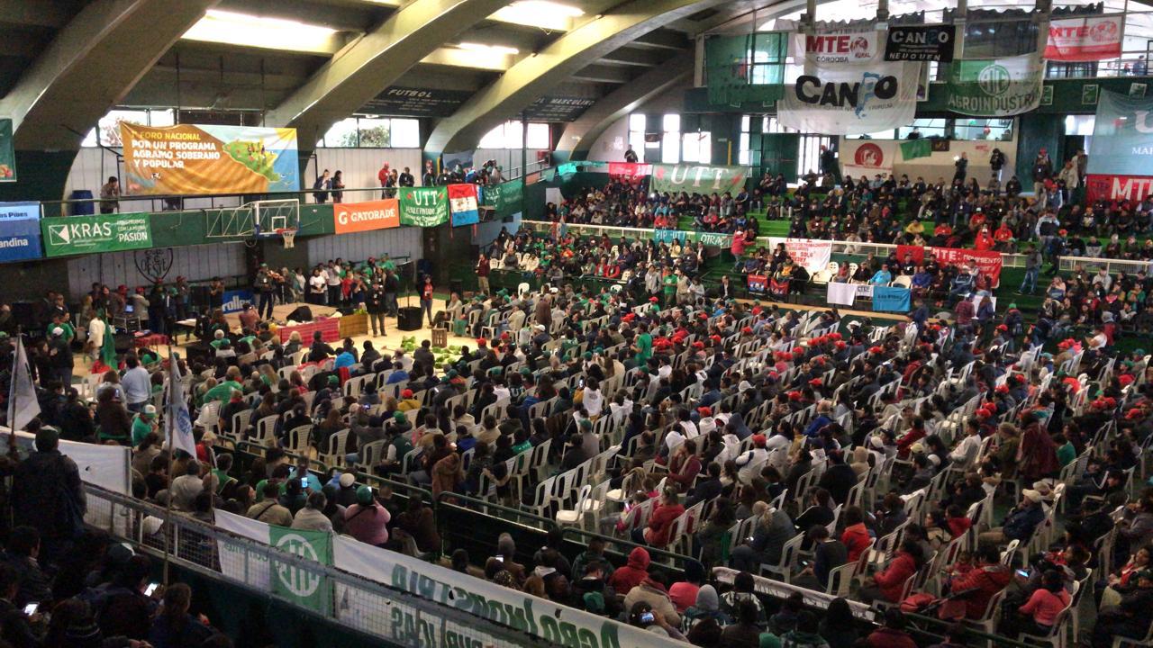 Agricultores familiares realizan encuentro en Ferro