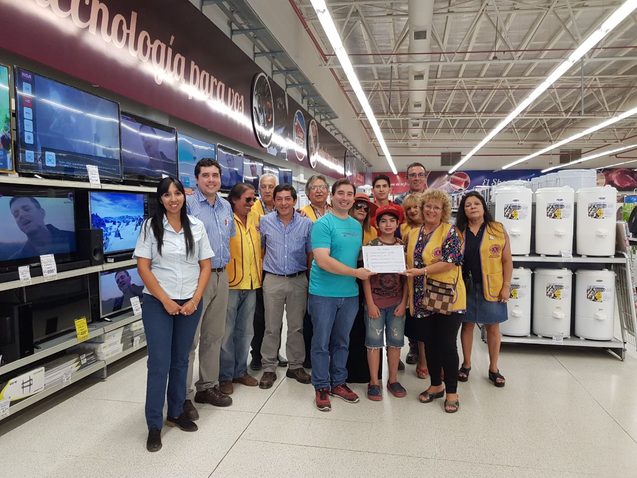 La Cooperativa Obrera ya tiene en funcionamiento dos nuevos supermercados