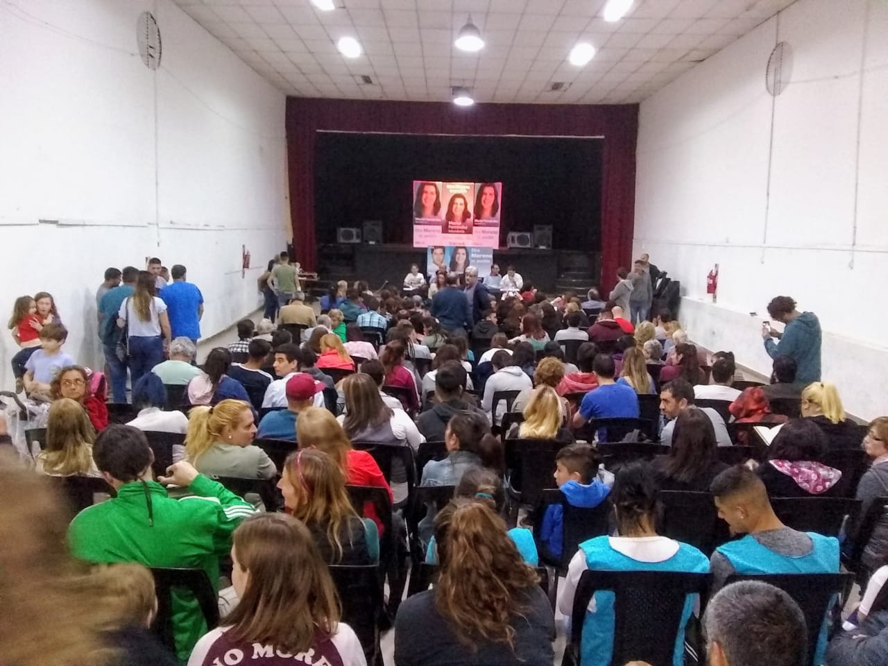 Un llamado a reconstruir la escuela pública en forma colectiva