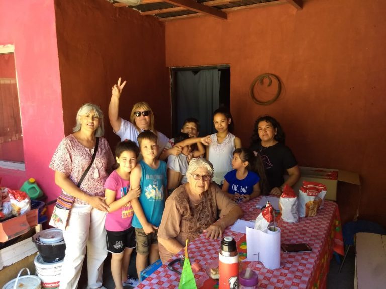 Lanzan campaña solidaria para navidad