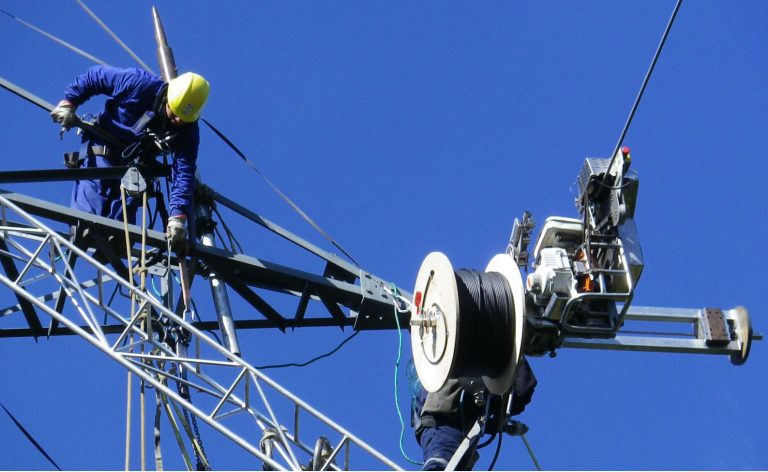 FACE firmó un convenio de colaboración con ARSAT