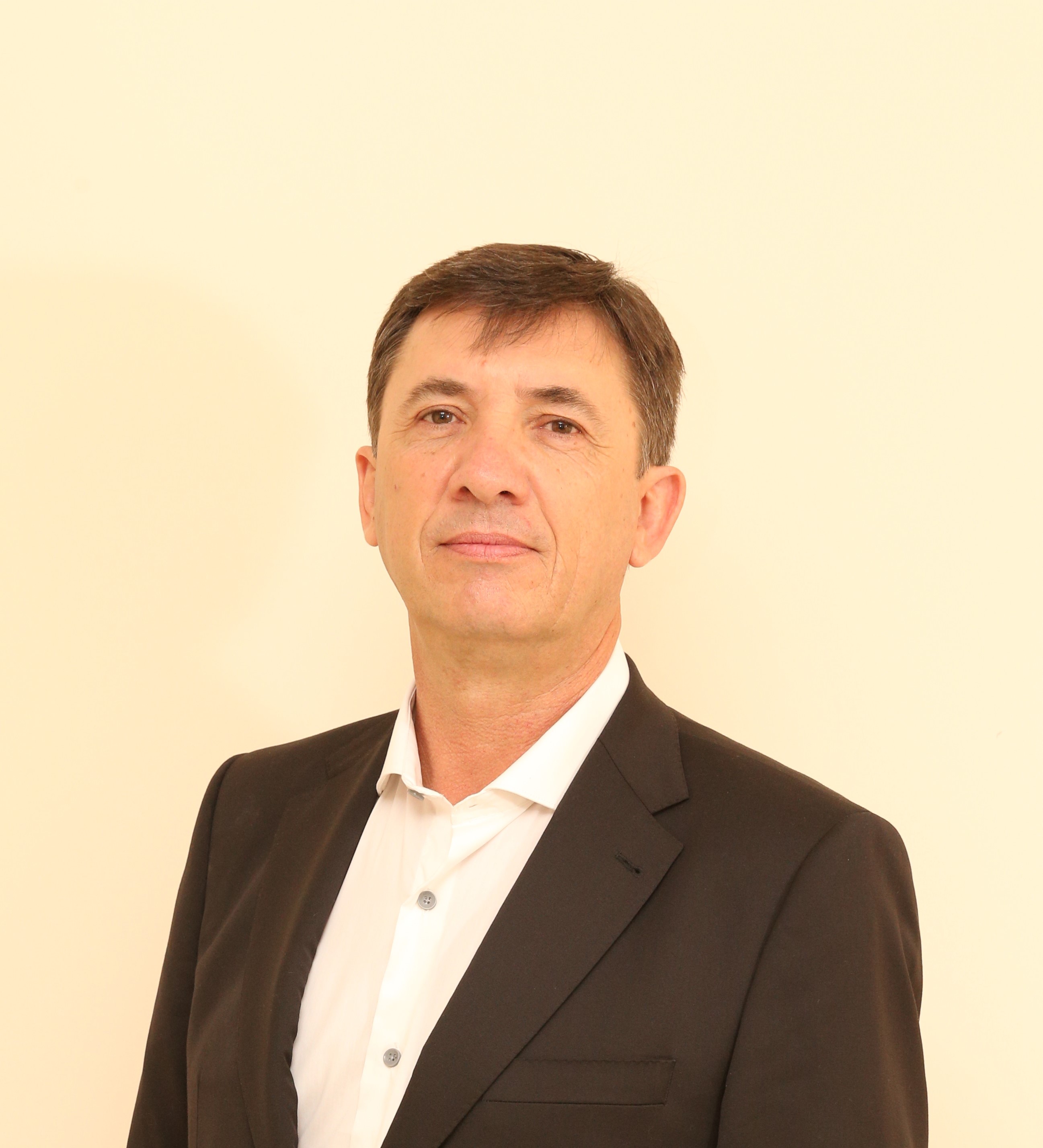 Integrar solidariamente al sistema de salud