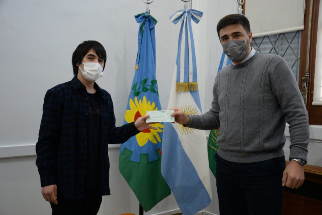 Gandulfo: “En Argentina hay más de 10 millones de personas sobre endeudadas”