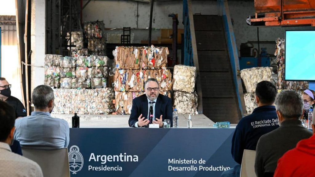 Rojas: “Con la basura no hay más tiempo. Hay que invertir y actuar ya”