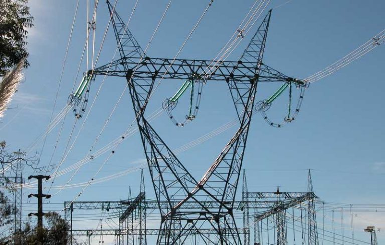 "El congelamiento de las tarifas de luz es un hecho", confirman desde FACE