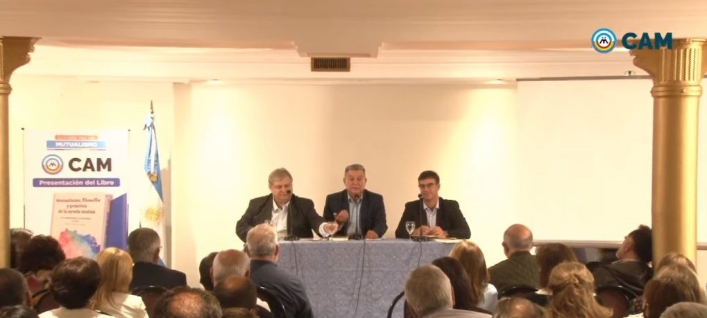 CAM presentó un libro sobre la filosofía del mutualismo