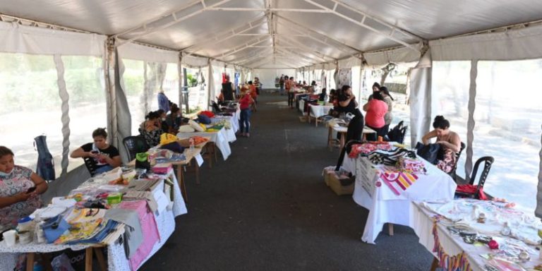 Córdoba: el gobierno organizó la primera Expo Textil de cooperativas locales
