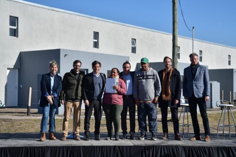 Ya son más de 600 las viviendas construidas por trabajadores de cooperativas en Florencio Varela