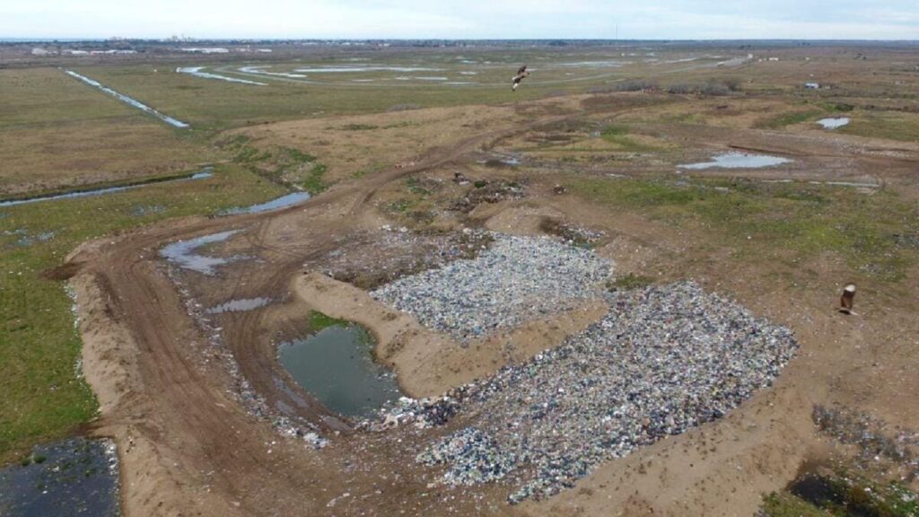 Basural cooperativa lavalle
