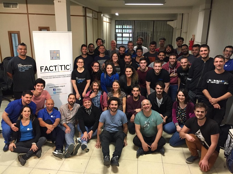 El Gobierno busca crear una empresa estatal de software: la opinión de las cooperativas de tecnología