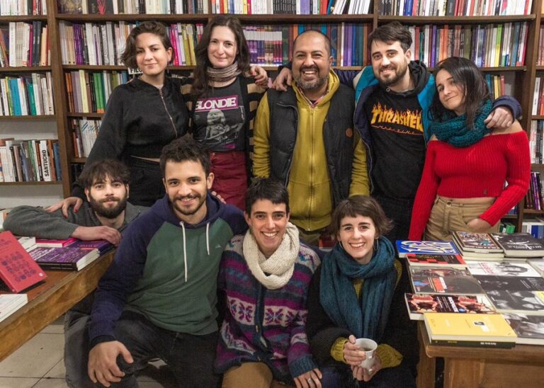 Una década de Muchas nueces: "No nos adaptamos al ambiente, lo hacemos junto a otrxs"
