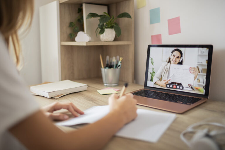 Lanzan cursos gratuitos de capacitación en Economía Social, Popular y Solidaria