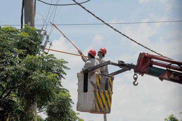 Cooperativas Eléctricas alertan que si no se actualizan las tarifas "los cortes de luz de CABA se van a trasladar a todo el país"