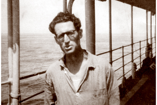 Presentan la biografía de Abraham Guillén, referente de la guerrilla y la autogestión en Latinoamérica