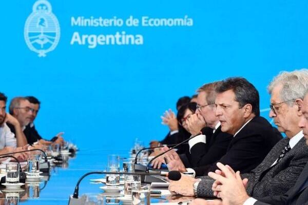 Aumento del dólar tras las elecciones PASO: la reacción de los referentes de cooperativas