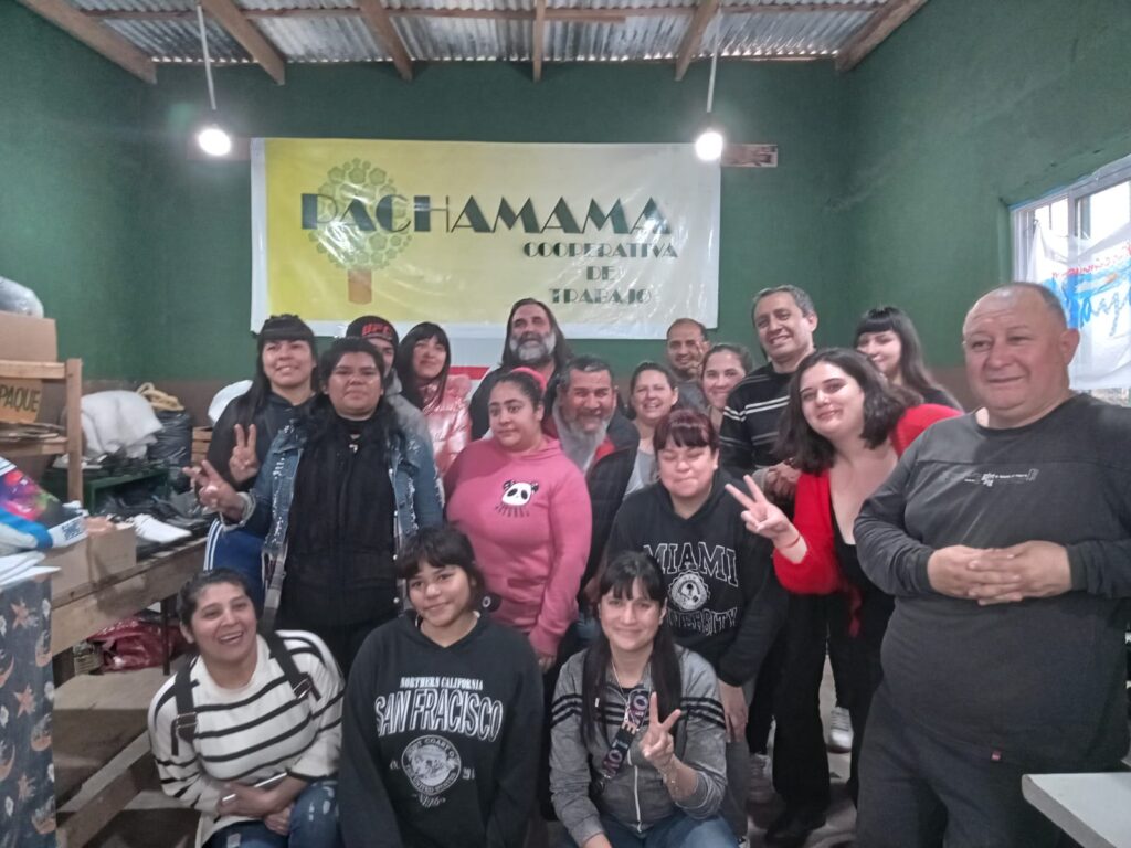 De toallitas femeninas a mochilas de Qunita: la Red Textil Cooperativa crece a demanda de PBA