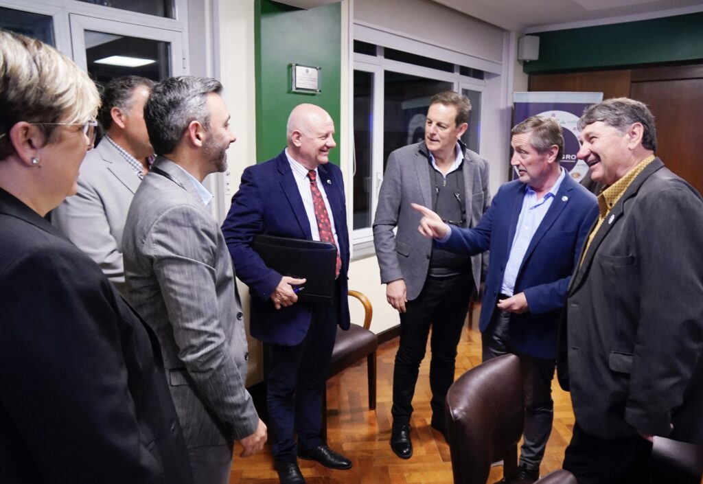Coninagro presentó productos de la federación de cooperativas ganaderas Uncoga - Sodecar, que genera 7000 empleos