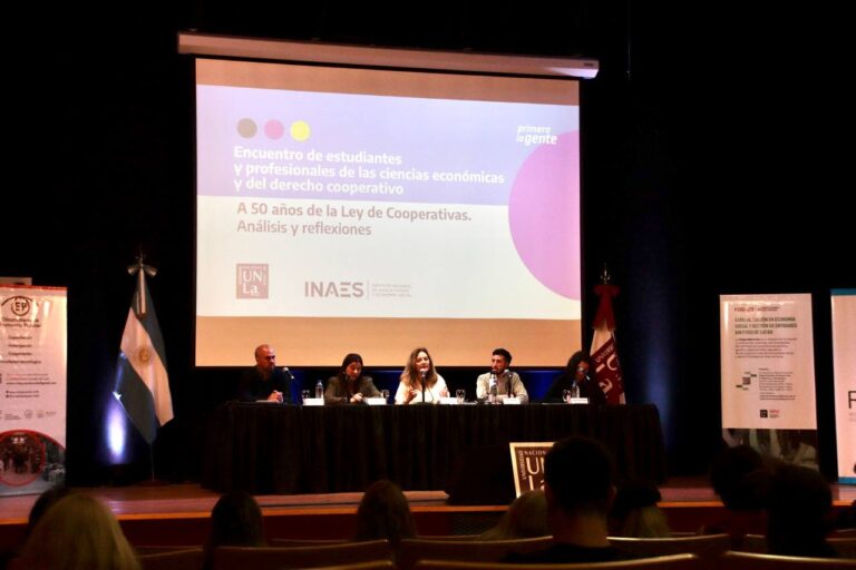 El INAES y la UNLA celebraron los 50 años de la Ley de Cooperativas