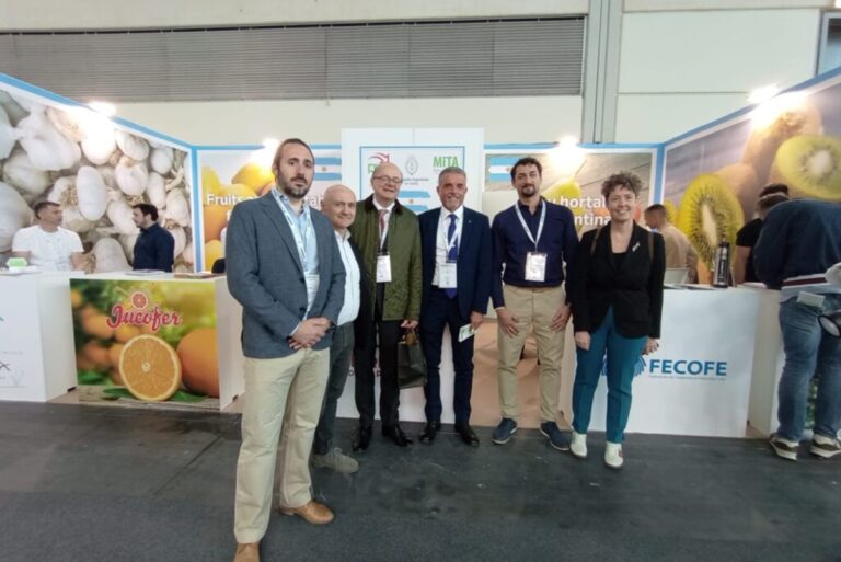 Cooperativas argentinas destacaron en la MacFrut europea