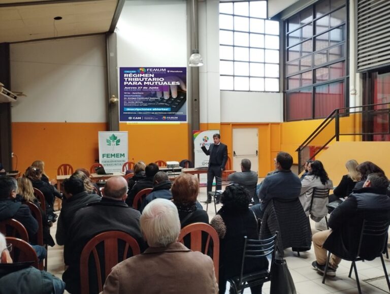 En Mendoza, CAM-FEMUM llevó a cabo el taller de régimen tributario para mutuales
