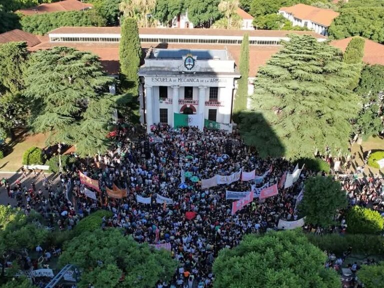 Con presencia de cooperativas, se realizó el abrazo a la Ex ESMA