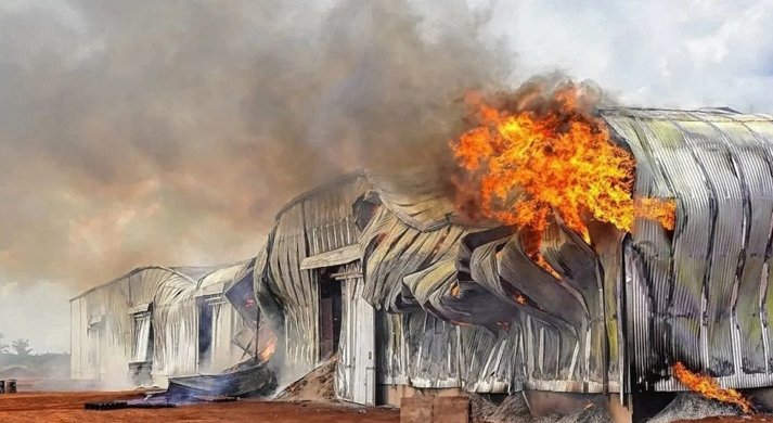 Incendio en galpón de yerba Playadito