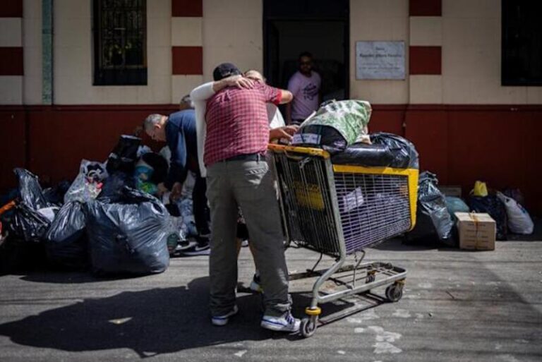 Desde cargar el celular hasta donaciones: la red de las cooperativas y mutuales por Bahía Blanca