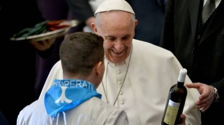Murió el Papa Francisco: gestos de cercanía y apoyo a las cooperativas y mutuales