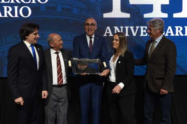 CONINAGRO dijo presente en el 141° aniversario de la Bolsa de Comercio de Rosario